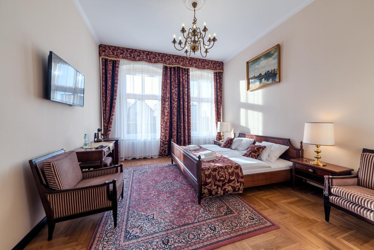 Palac Klanino Экстерьер фото