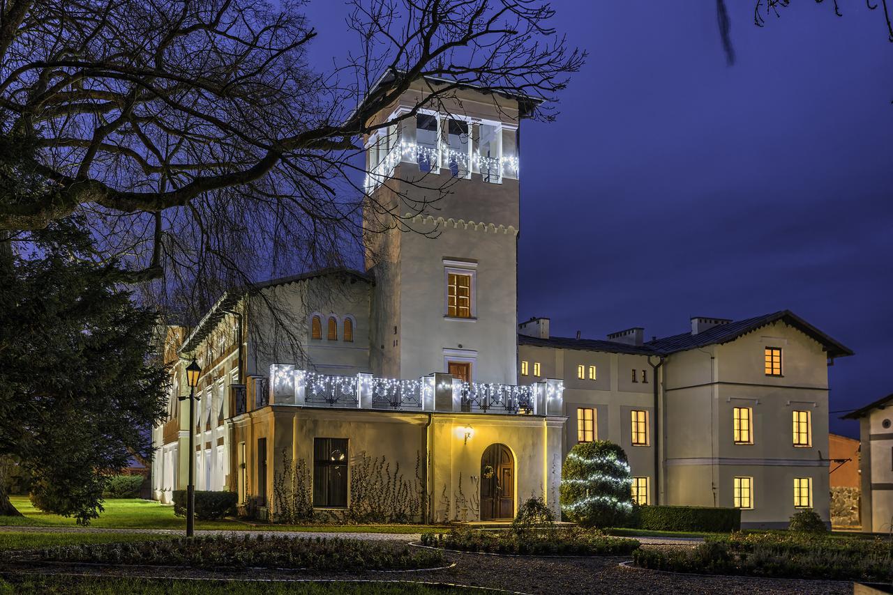 Palac Klanino Экстерьер фото