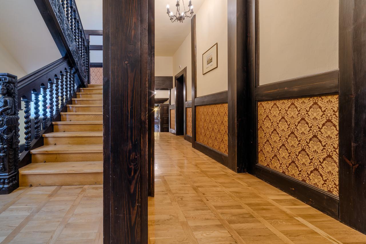 Palac Klanino Экстерьер фото